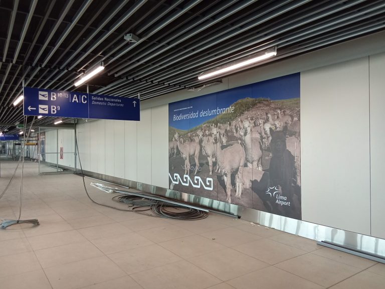 LAP – Valla Publicitaria Interior