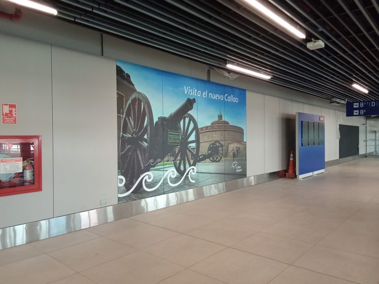 LAP – Valla Publicitaria Interior